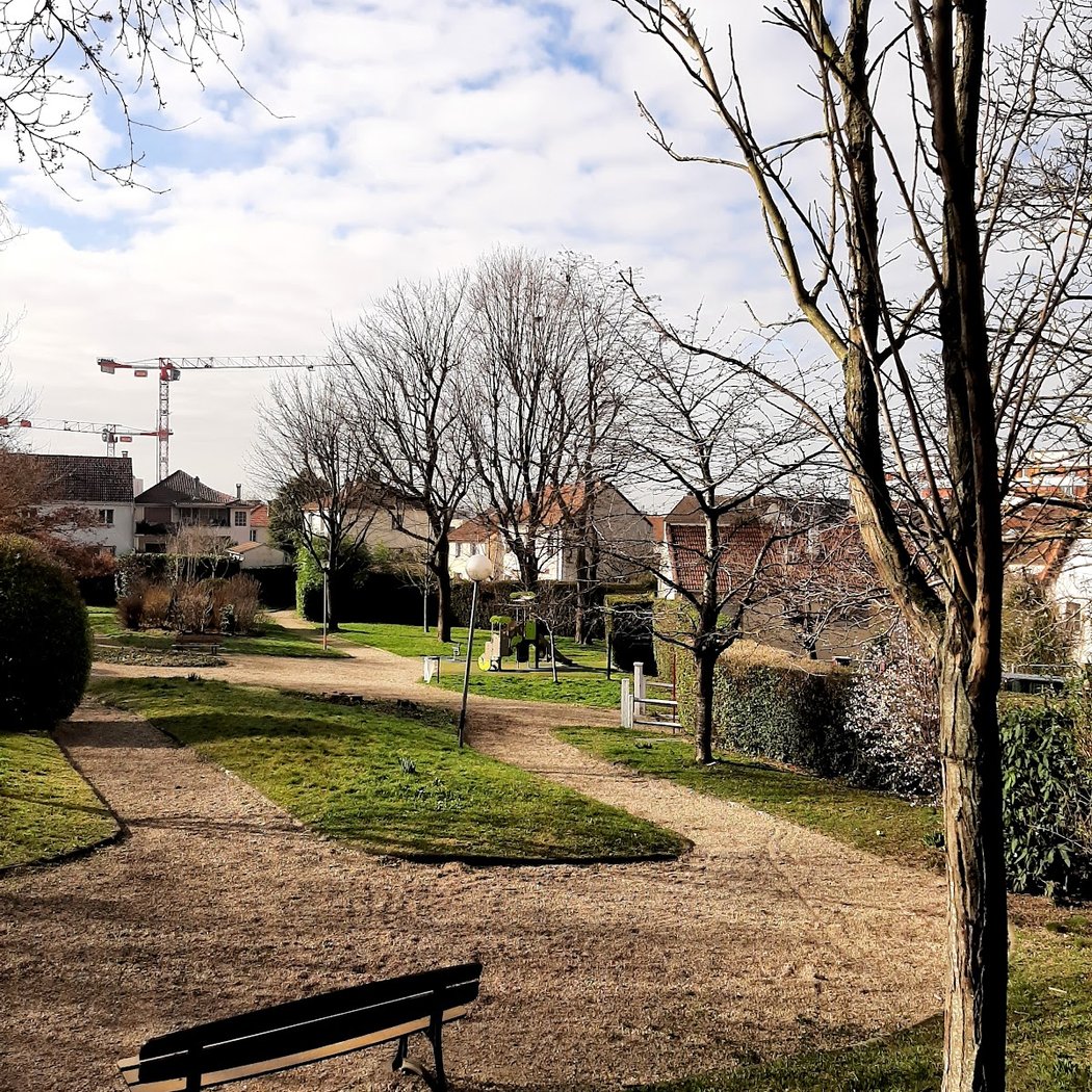 Square du Clair Vallon 3